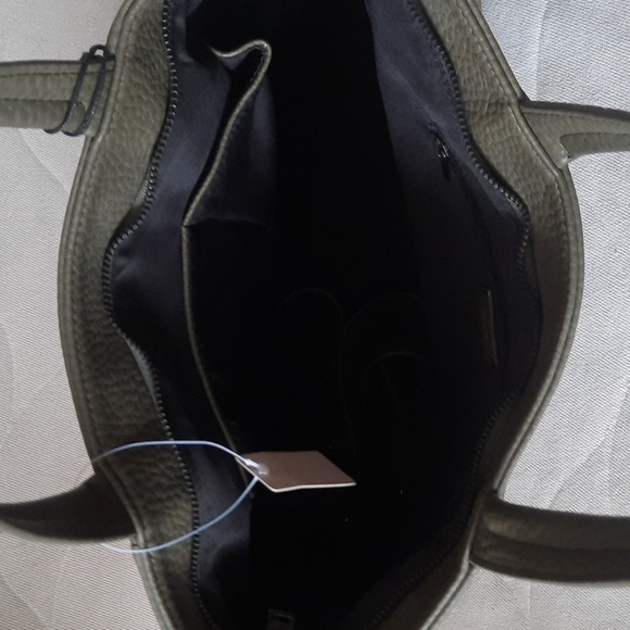 Co-Lab Pebble Tote - Picture 2 of 4